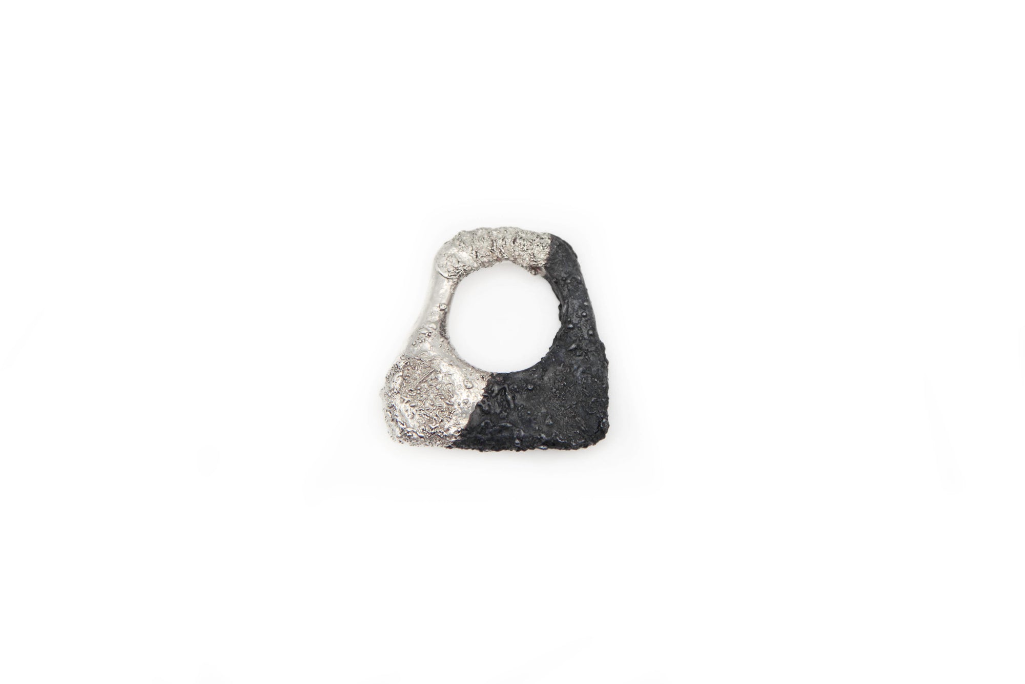 MIIST hand-carved 925 sterling silver ring with half silver, half black design