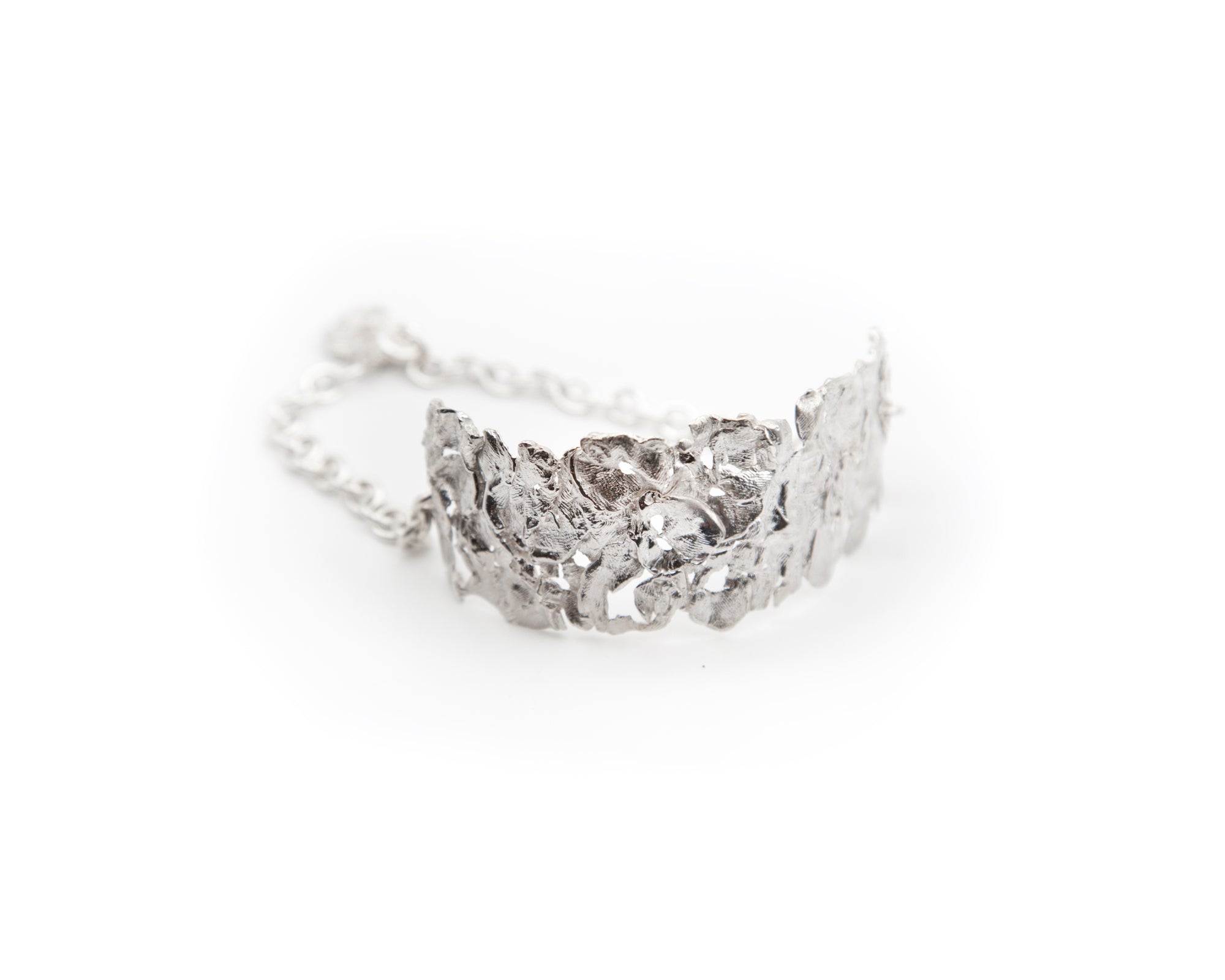 irregular and bold hand-made choker in 925 sterling silver